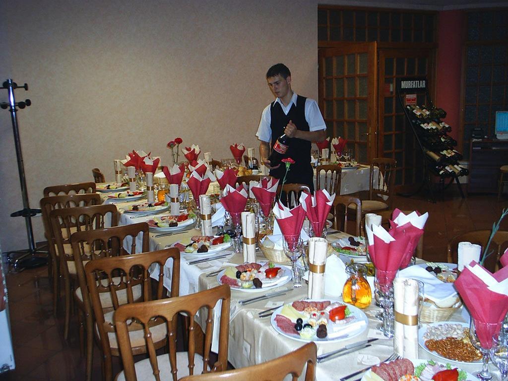 Hotel Lotus Αράντ Εξωτερικό φωτογραφία