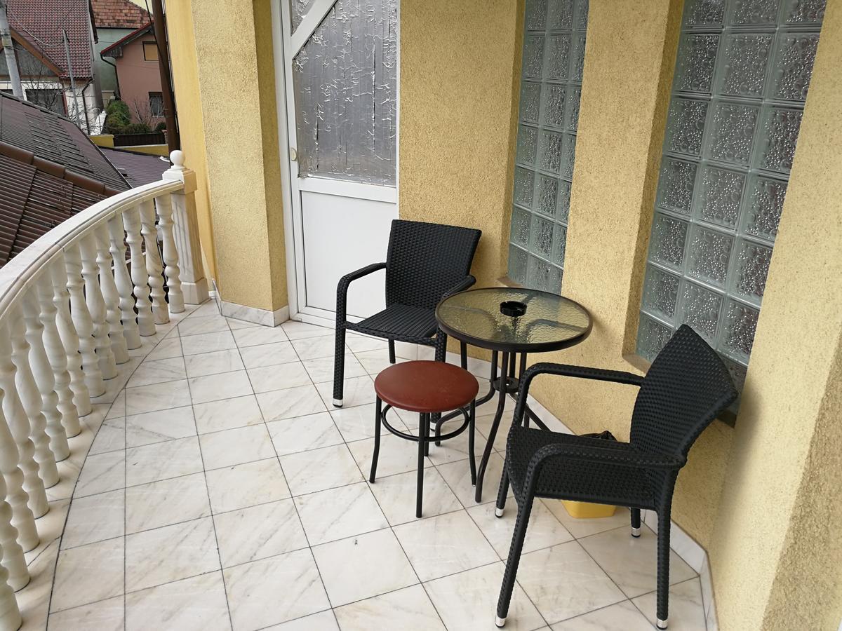 Hotel Lotus Αράντ Εξωτερικό φωτογραφία